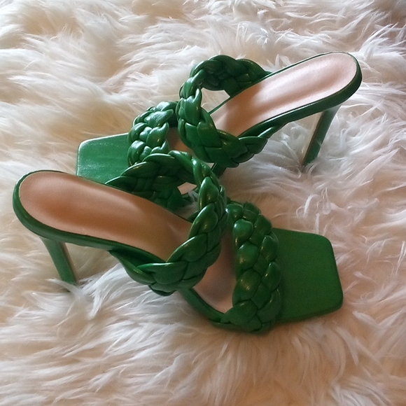 Braided Stilleto Sandals - Picture 2 of 4